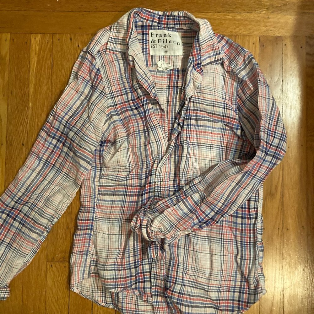 Frank & Eileen Plaid 100% Linen Button Front Top
